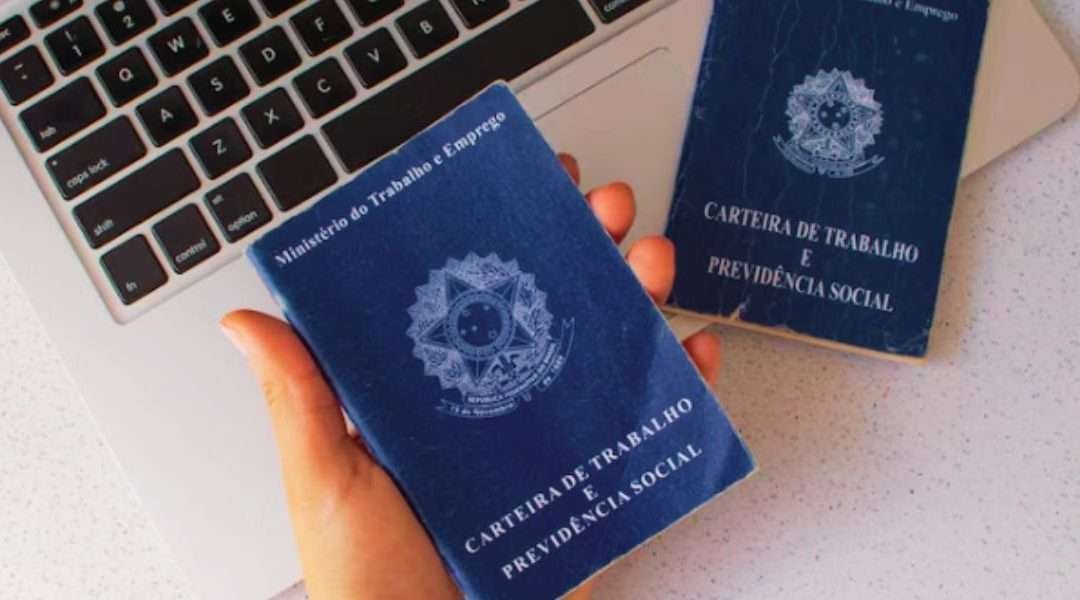 Taxa de Desemprego no Brasil: Análise e Perspectivas para Abril de 2024