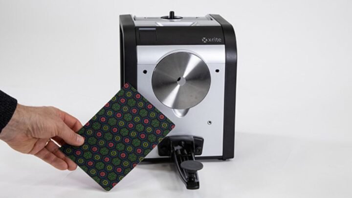CiF3200: Novo espectrofotômetro da X-Rite revoluciona a medição de cor em peças pequenas e reflexivas